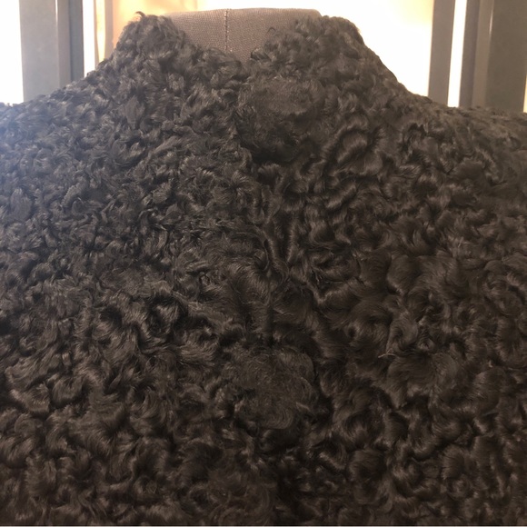 Vintage Shoulder Cape - Picture 5 of 7